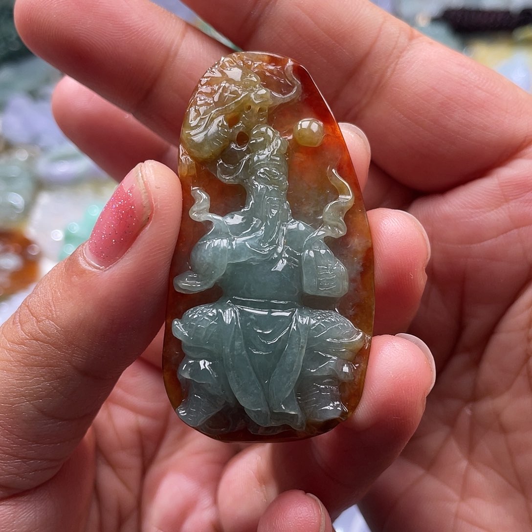 翡翠未镶嵌颈饰?****?翡玉缘翡翠