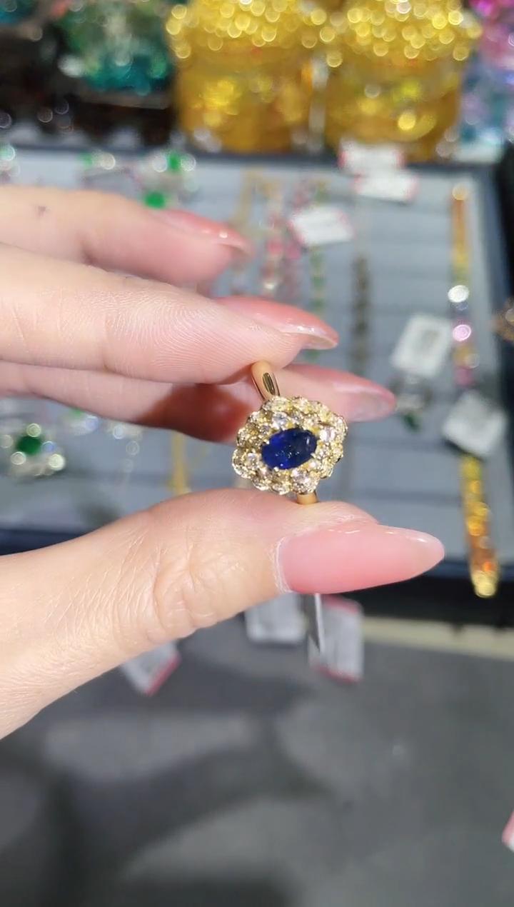 18K金镶嵌天然蓝宝石戒指两用款