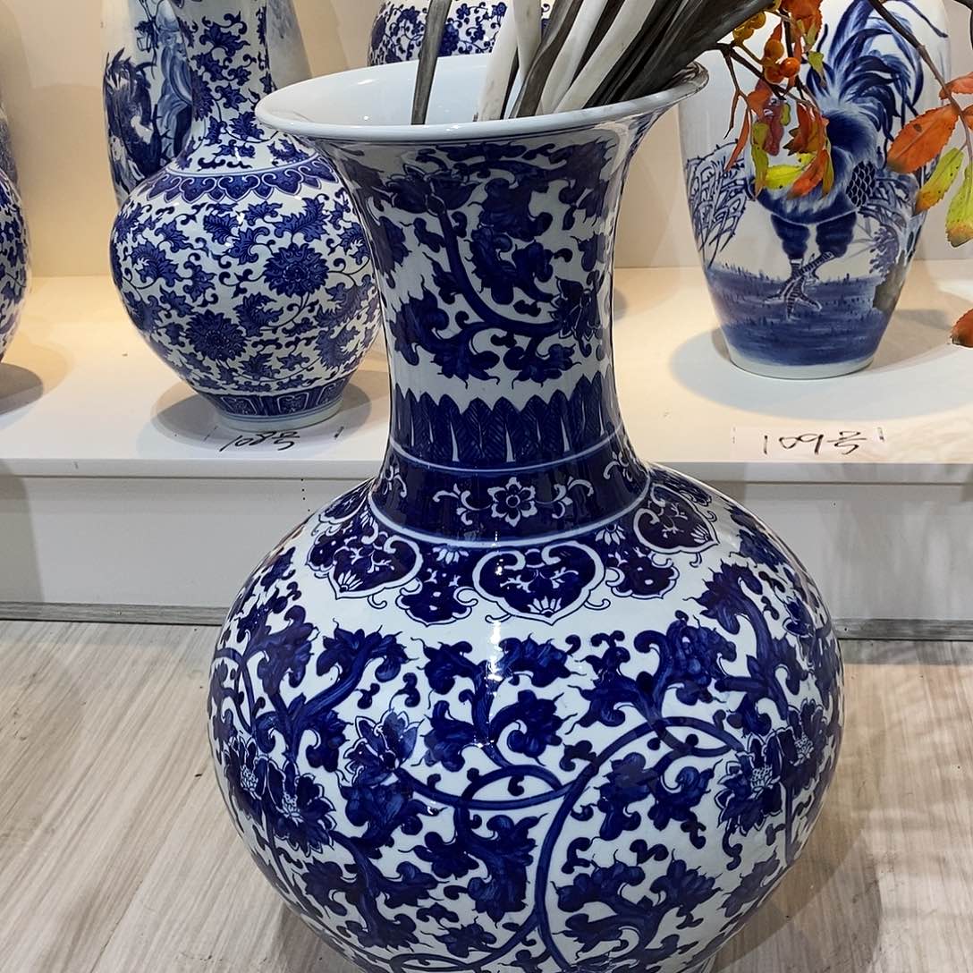 用***5摆件陶两个55cm青花缠枝莲赏瓶