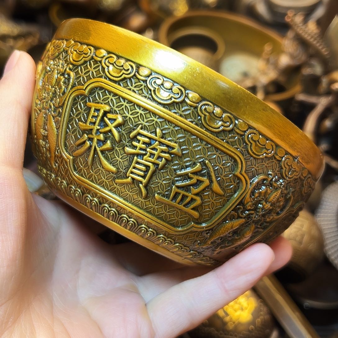 精美铜器工艺品等