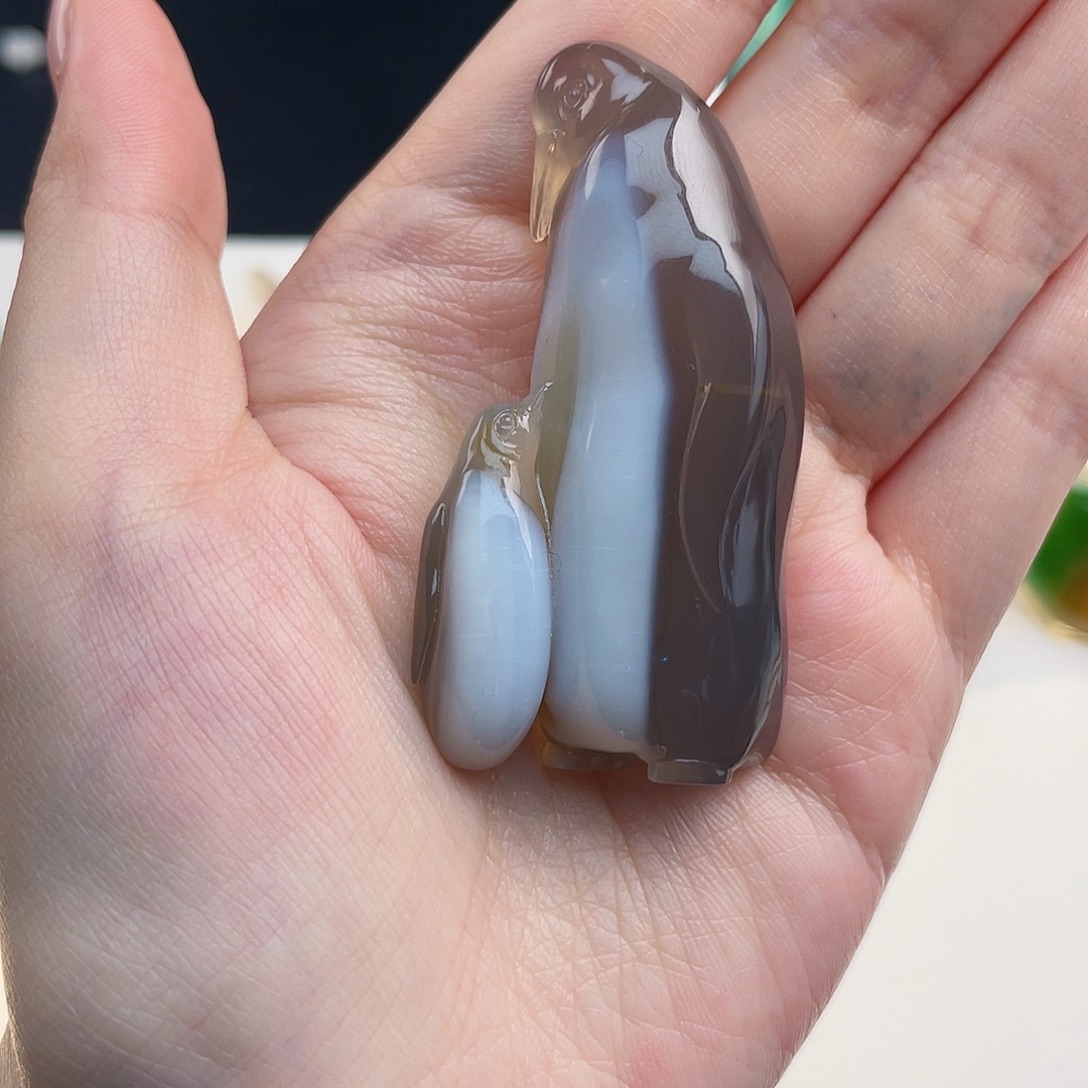 玛瑙/玉髓未镶嵌笔搁企鹅