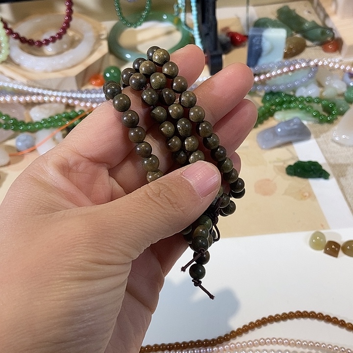 南红玛瑙合金挂件这个