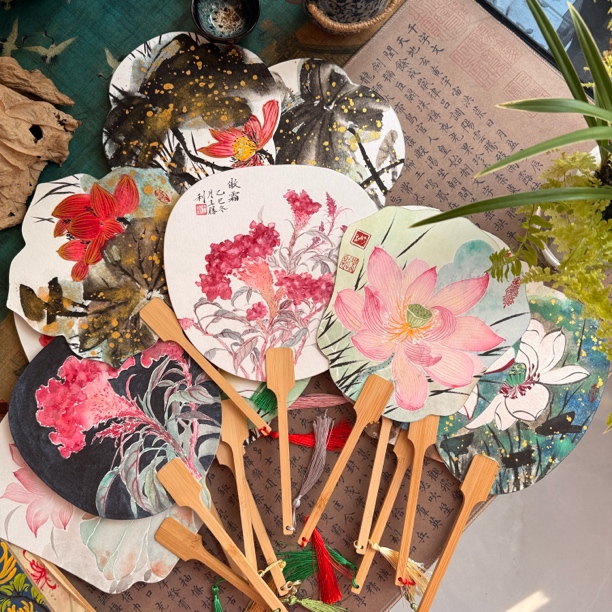 纯手绘国画团扇双面