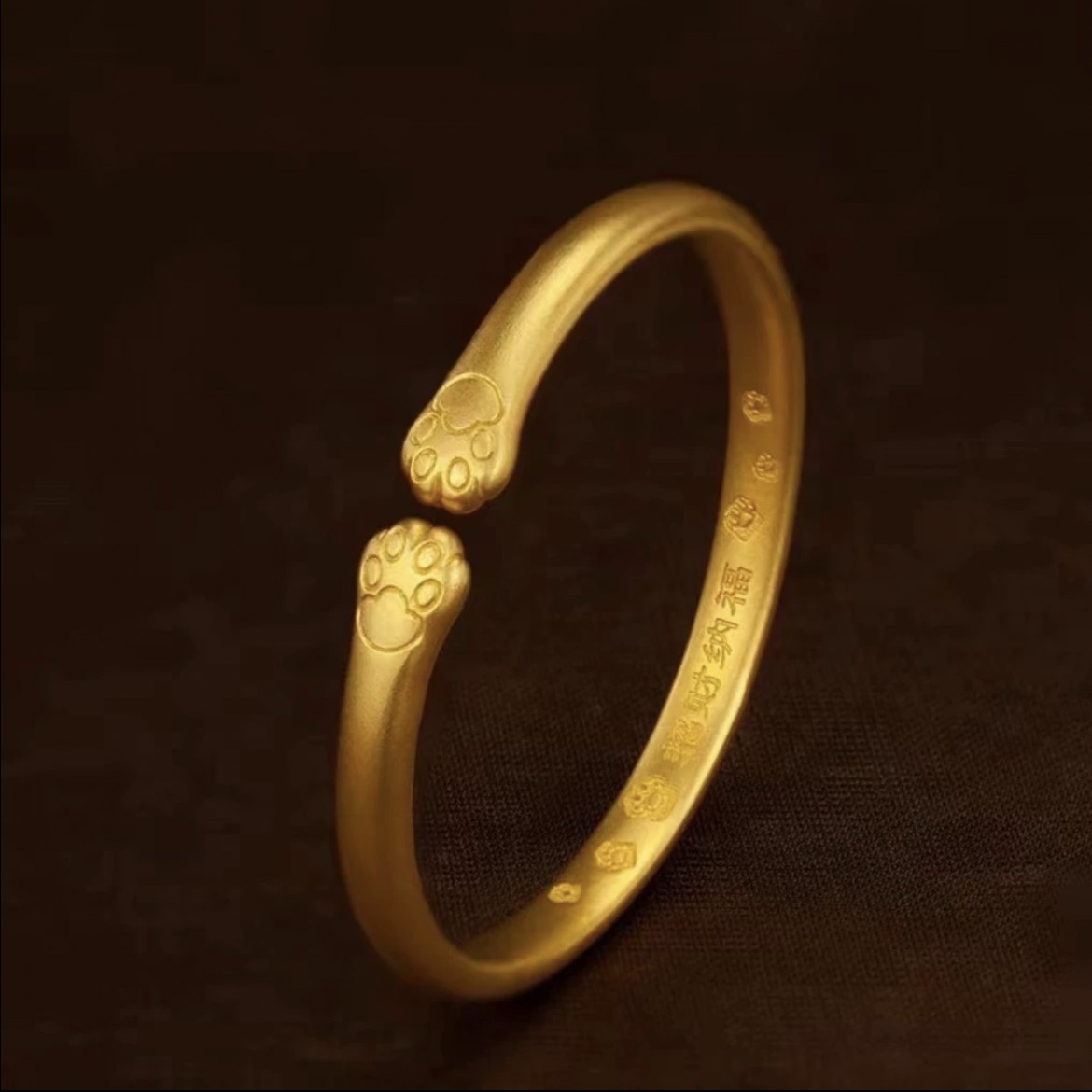   黄色 猫爪开口手镯-A161