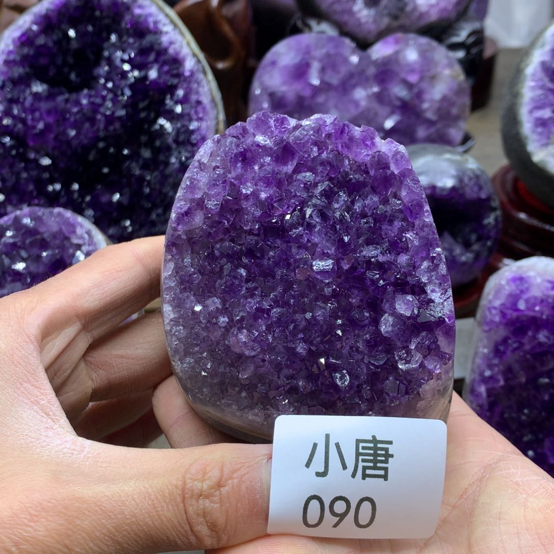 紫晶大型摆件（非配饰）未镶嵌