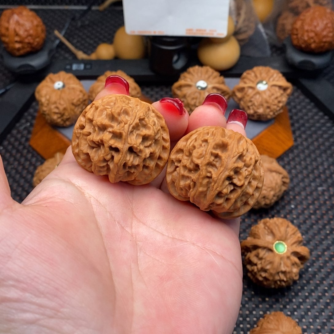 文玩核桃把件苹果园39边40肚漏