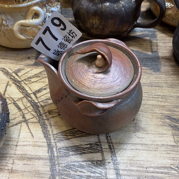 杯麦****汐柴烧烤等传统食品都可以