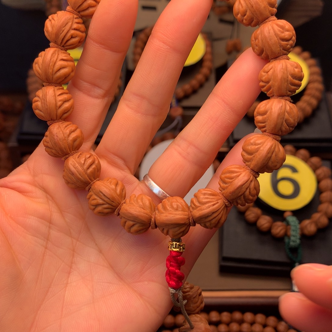 桃核手串野生红莲15