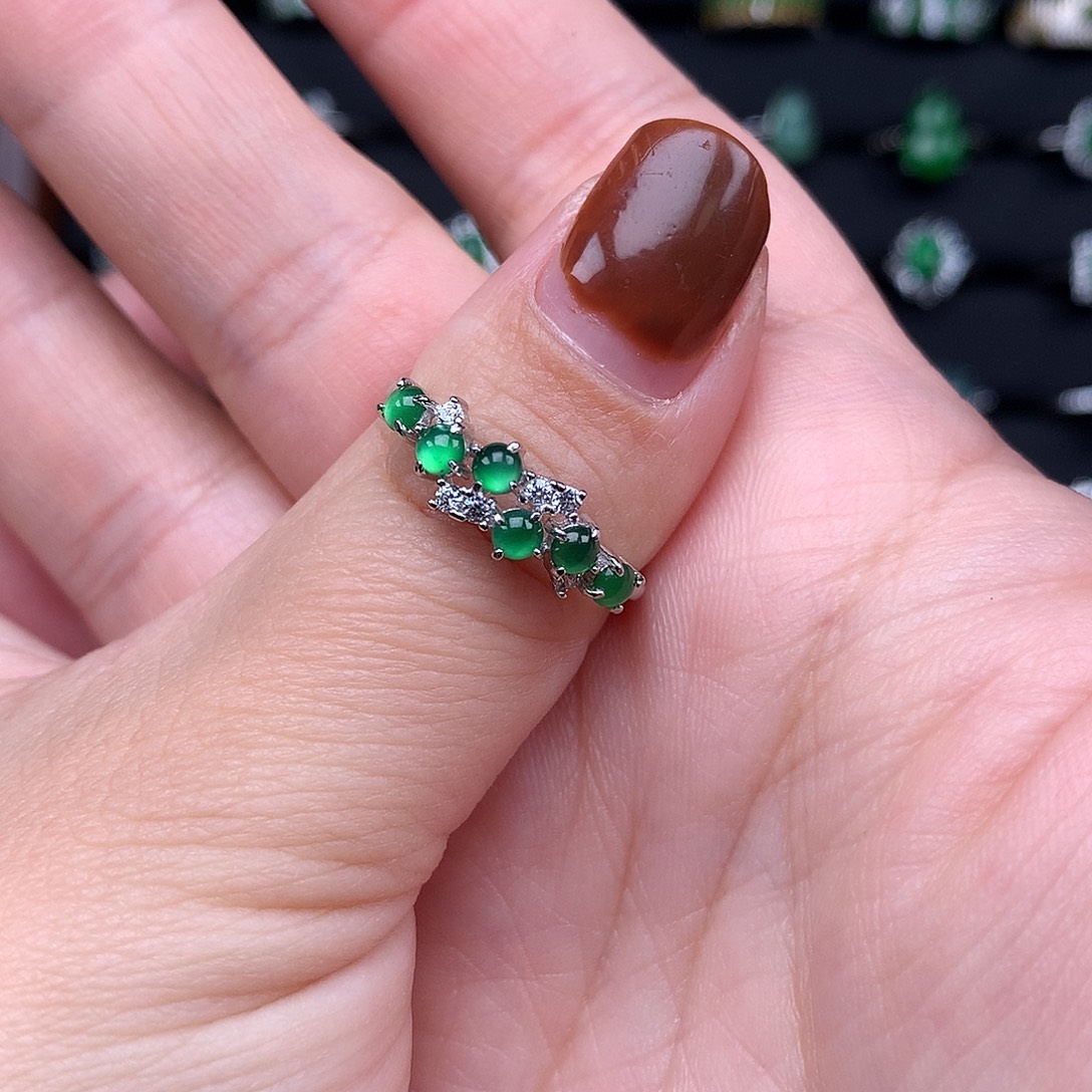 葳***R翡翠银S925镶嵌戒指