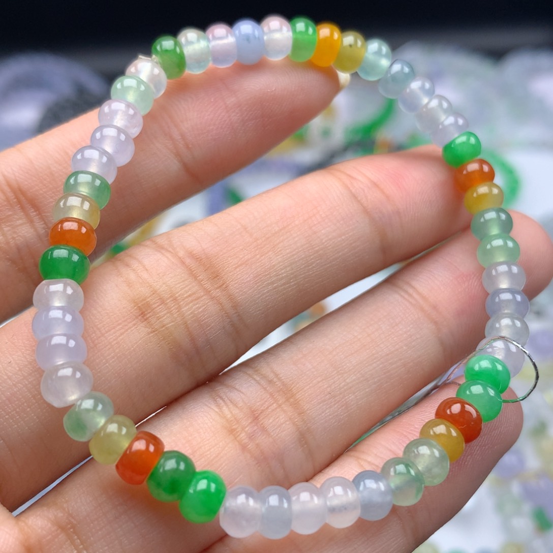 翡翠手链未镶嵌卡