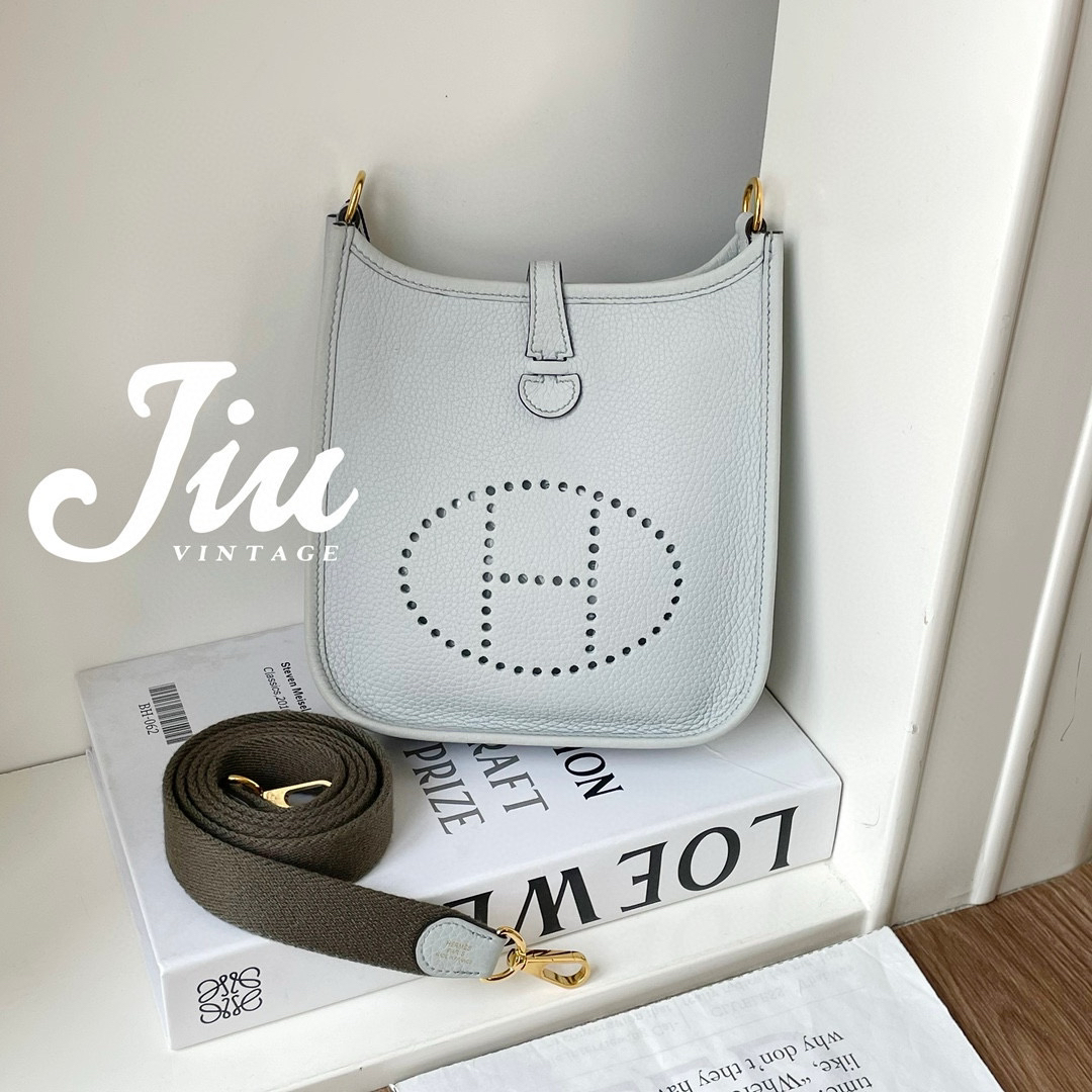 99新 Hermes/爱马仕 Evelyne Mini08圣杯蓝金扣灰肩B刻CG15-0065