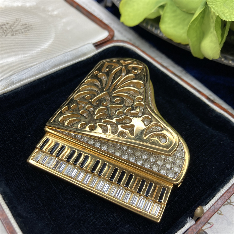 合金胸针 施华钢琴胸针1-4【2071119-019】