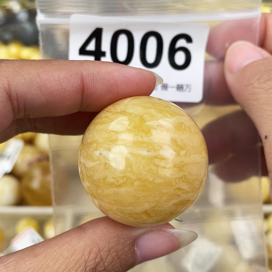 蜜蜡未镶嵌裸石35沁色