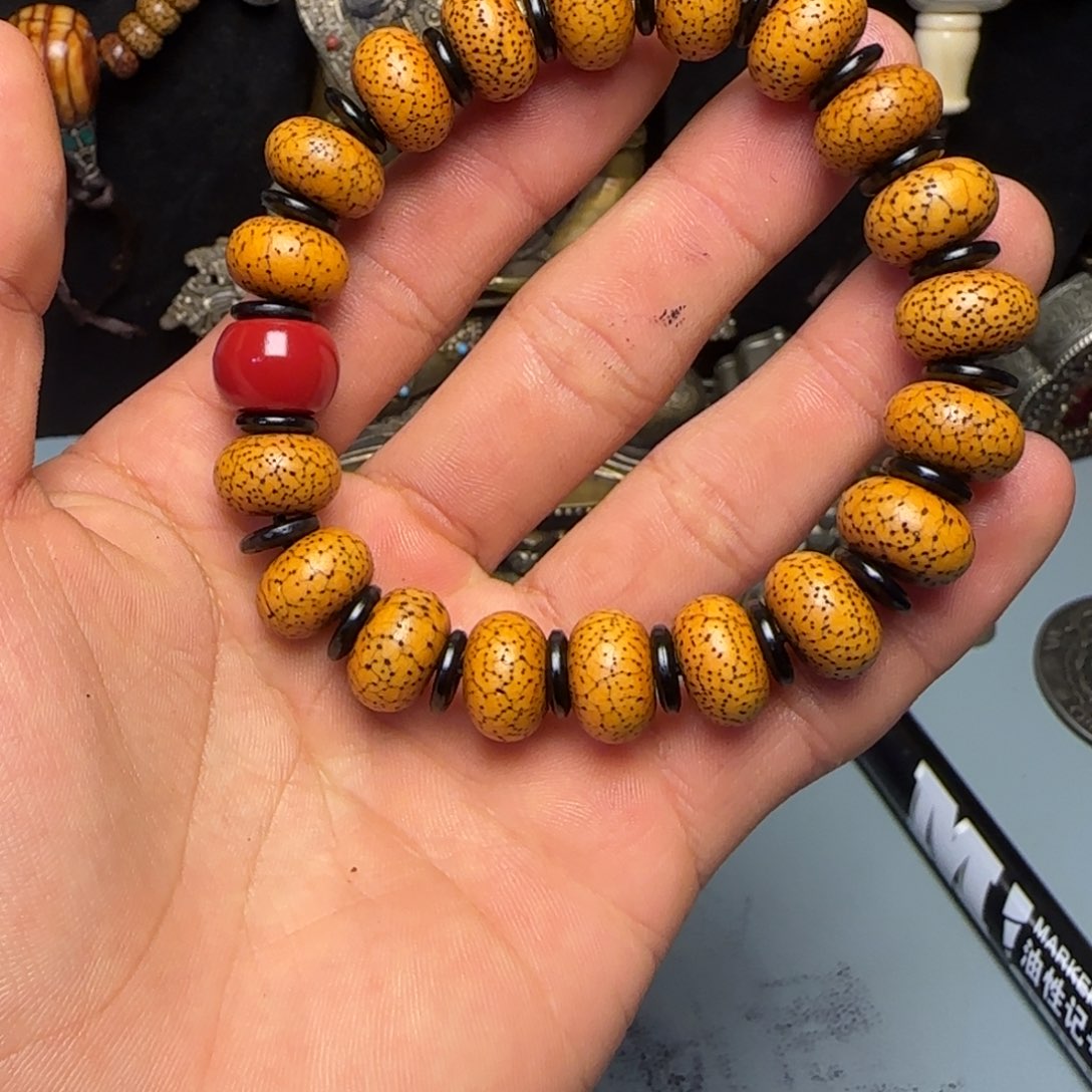 庆***吉格桑工艺坊直播间