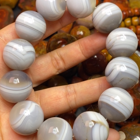 玛瑙/玉髓颈饰未镶嵌