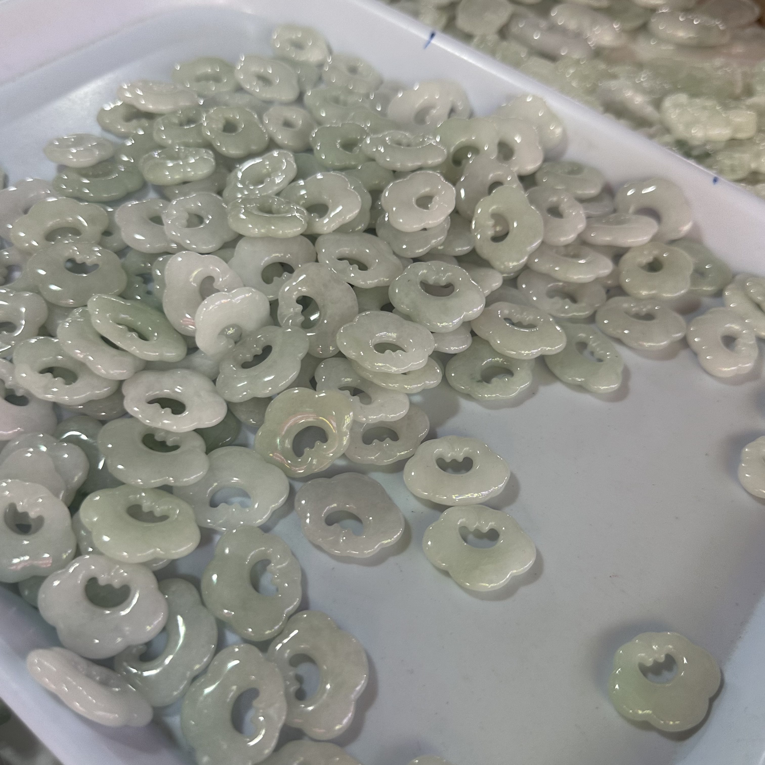 天然A货翡翠祥云如意锁吊坠-d378-多样性发一