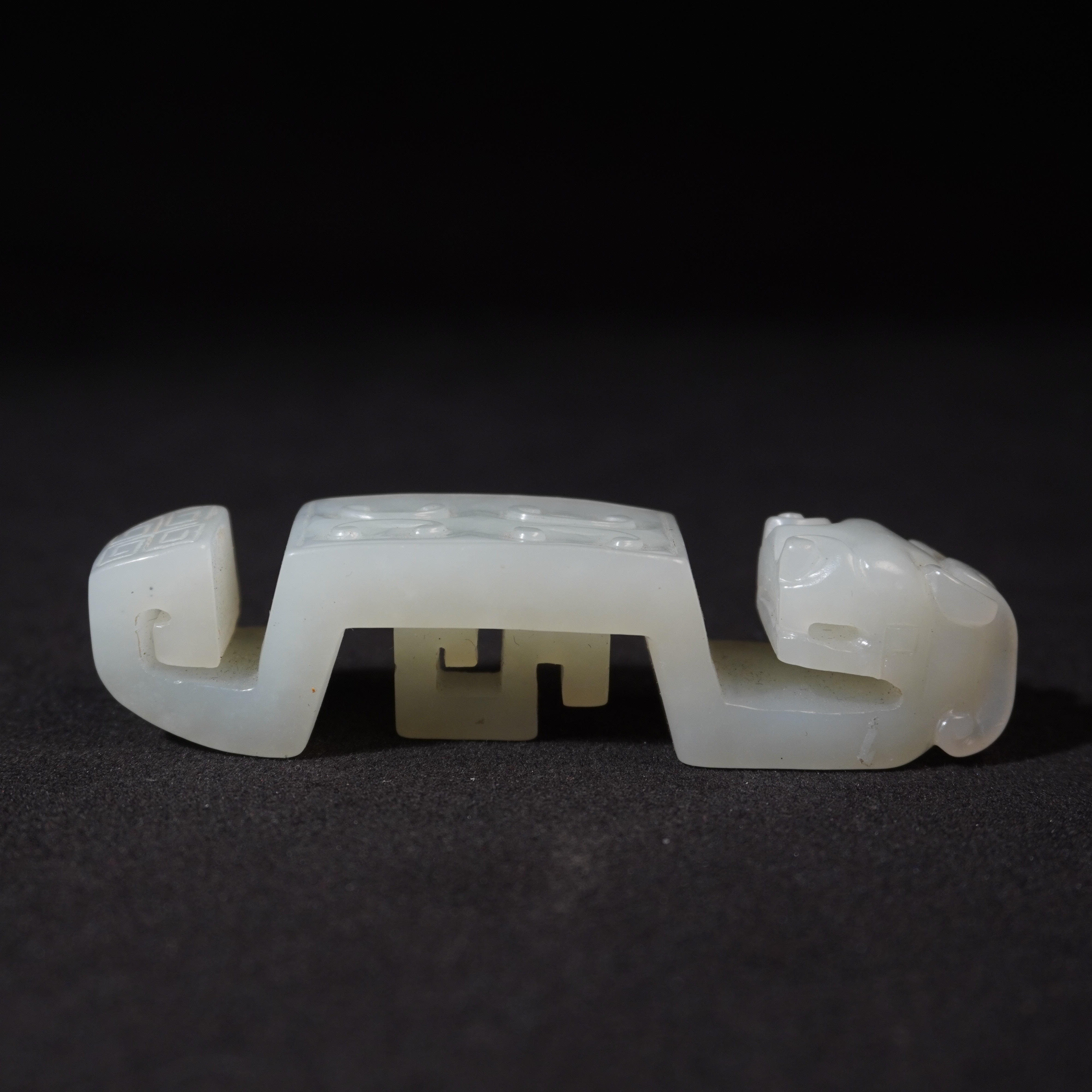 ND18 清 和田玉龙首带钩