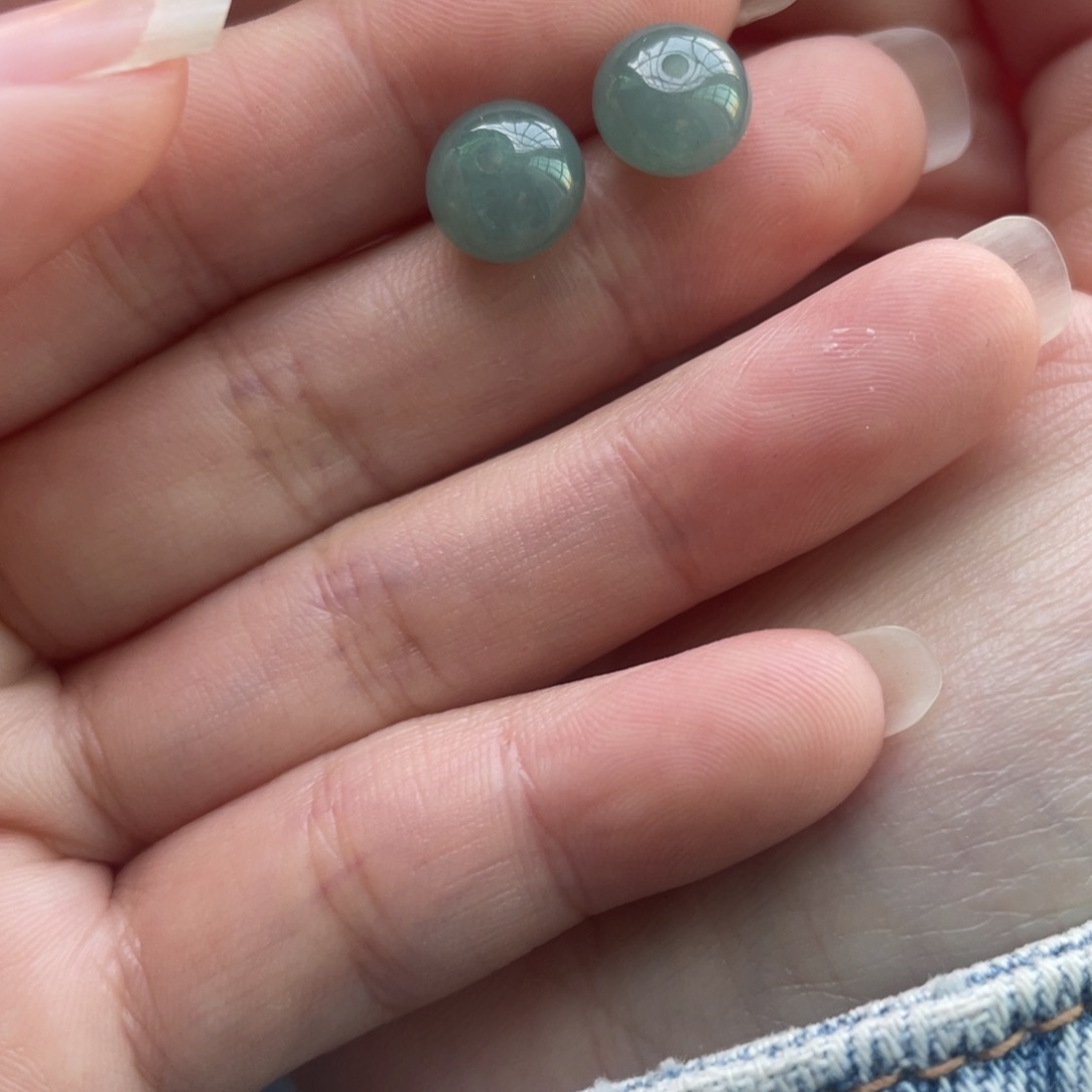 翡翠未镶嵌颈饰鼓珠两颗