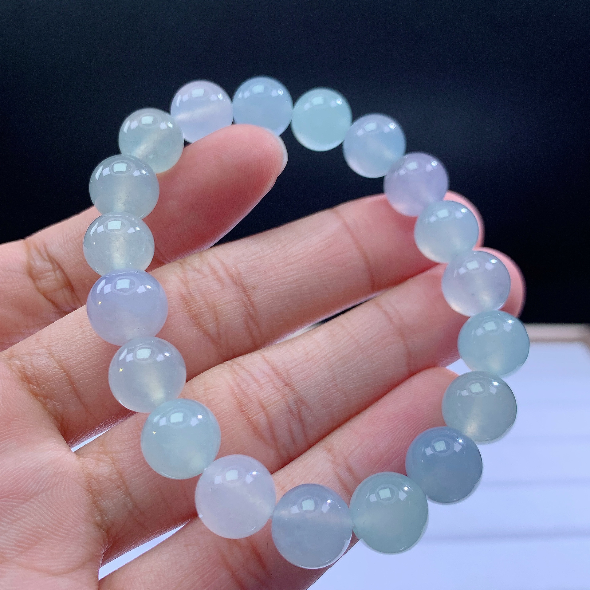 嘉运翡翠3.22-1缅甸天然翡翠A货冰种马卡龙手串卡10mm19颗