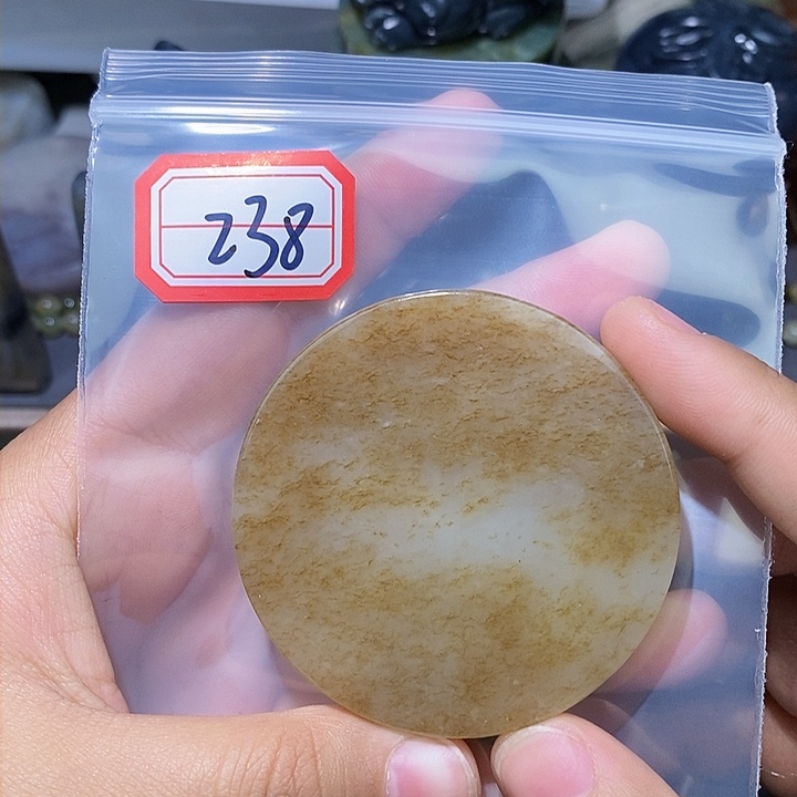 和田玉和田玉边角料随机发未镶嵌