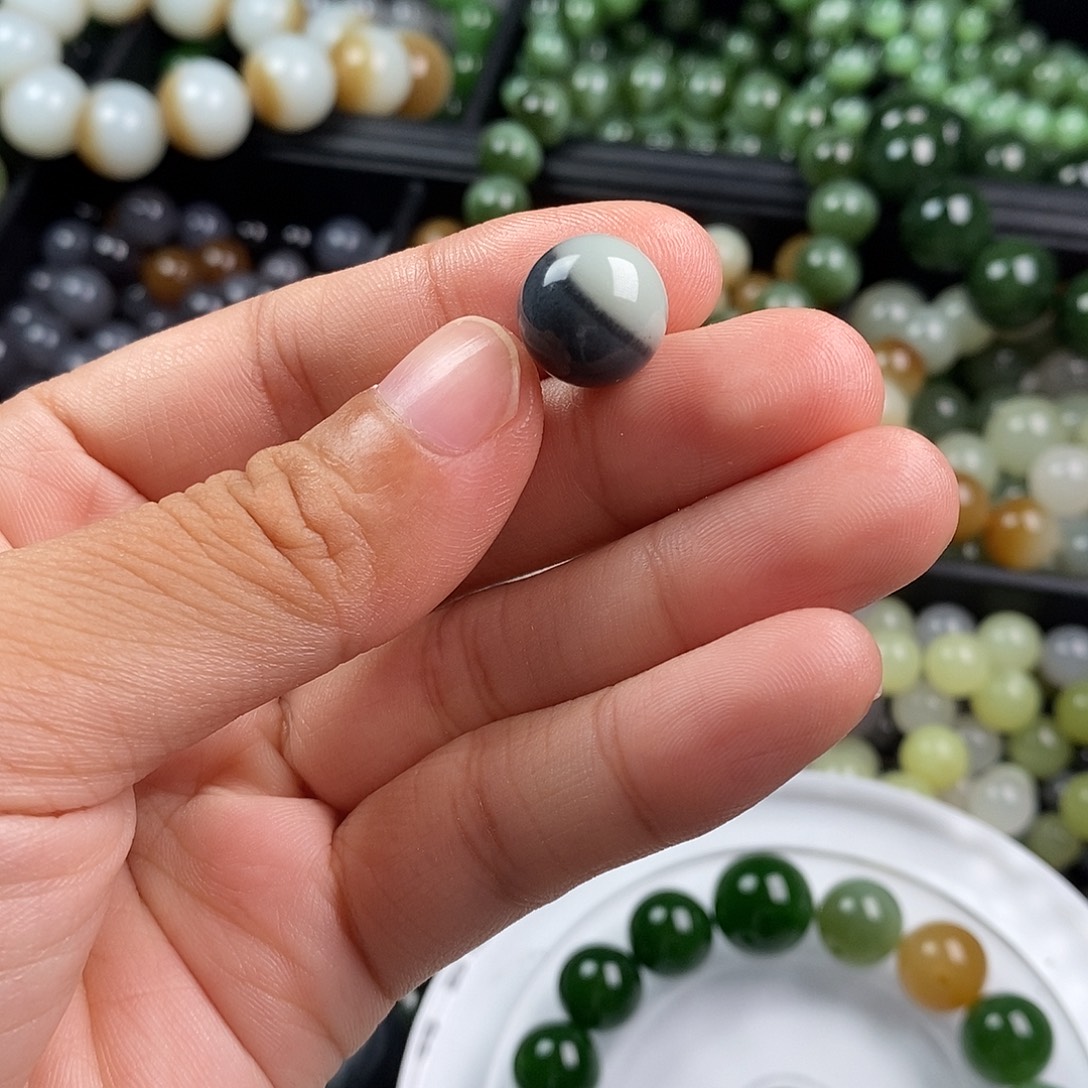 未镶嵌和田玉珠宝半成品