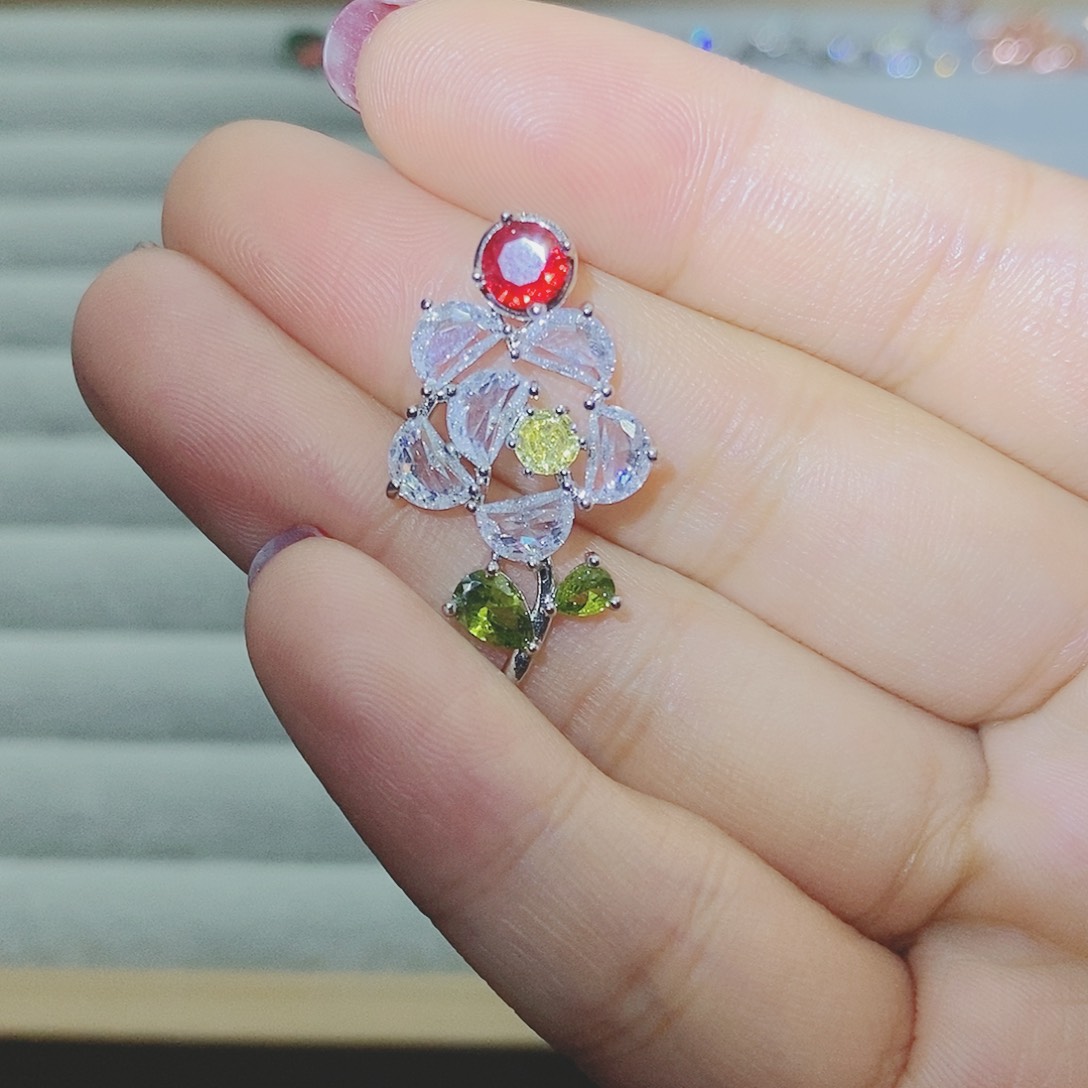 【闪购商品】托帕石耳饰银S925镶嵌