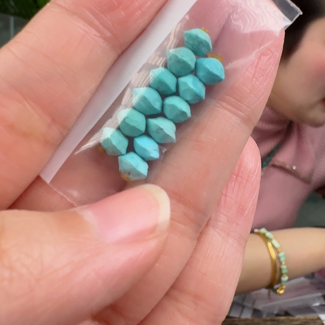绿松石珠宝奇石未镶嵌