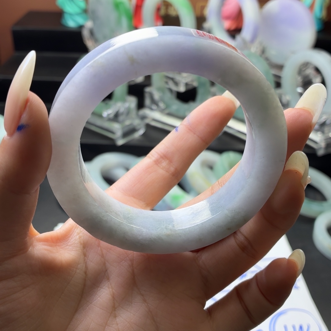 用***乐定制翡翠翡翠未镶嵌