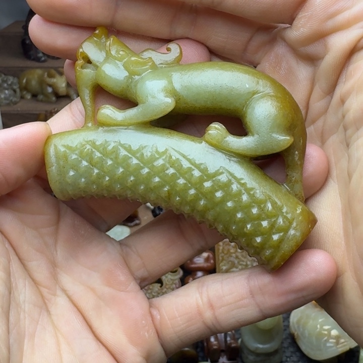 和田玉未镶嵌挂件