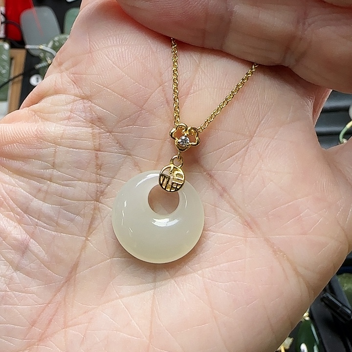 和田玉银S925镶嵌吊坠(赠链)