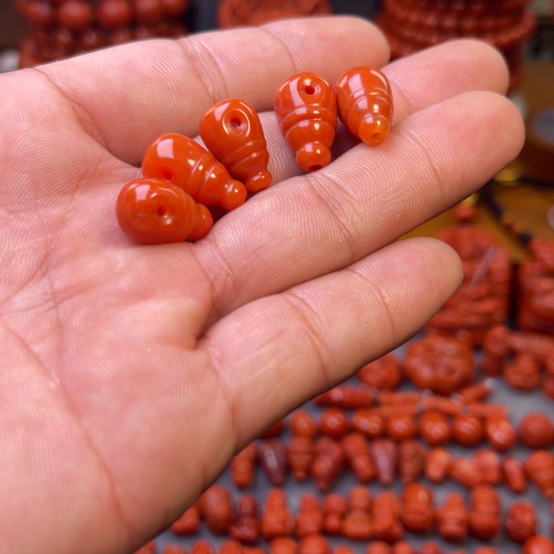 南红玛瑙未镶嵌川料精工奶嘴三通卡9➕多样性发货其中一个