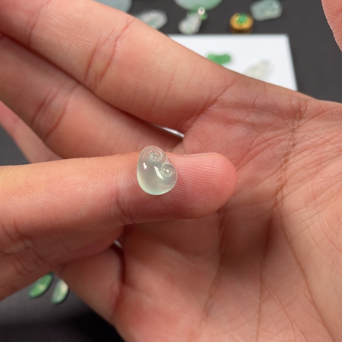 翡翠未镶嵌挂件翡翠珠宝翡翠珠宝