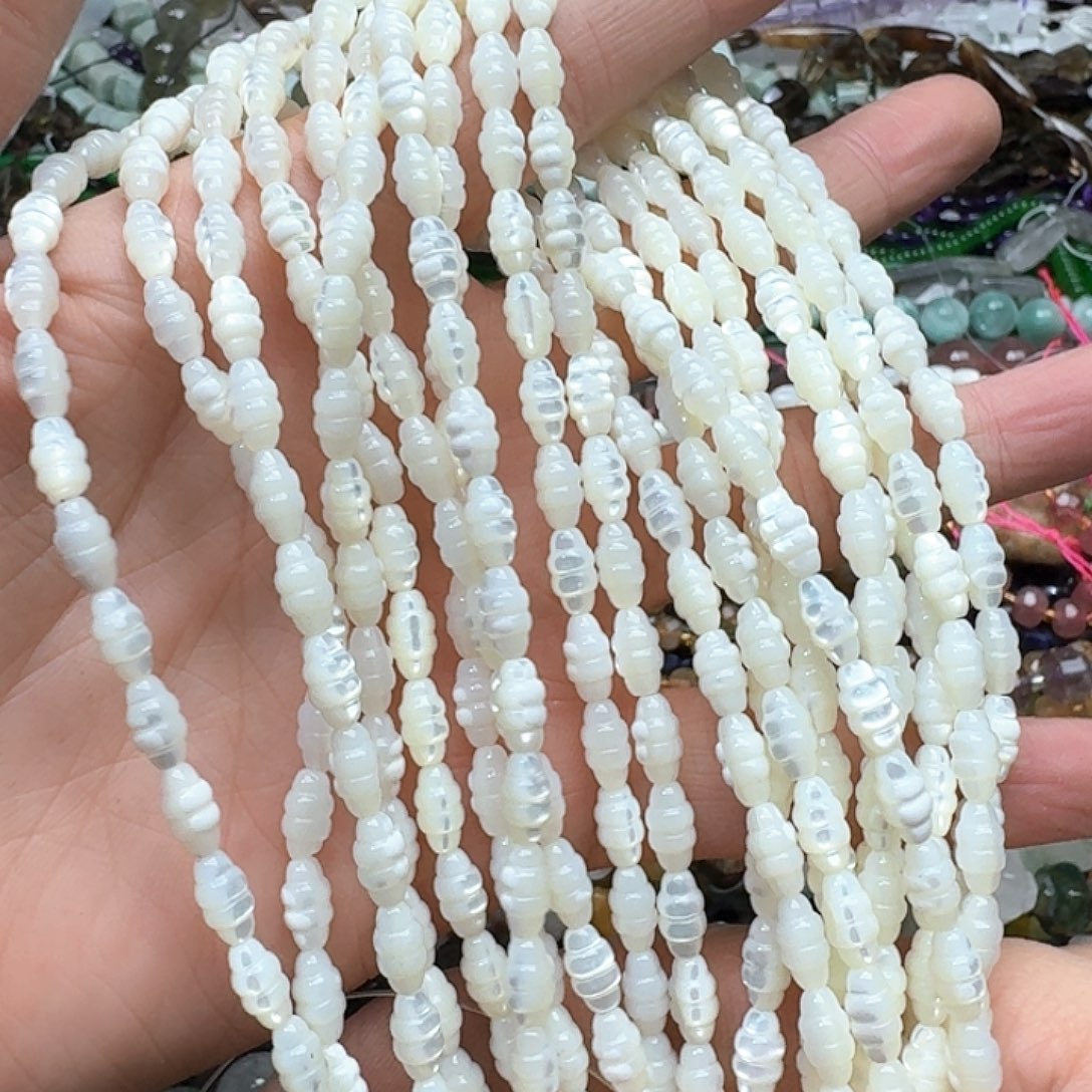 玛瑙/玉髓未镶嵌珠宝半成品一条5x9mm白蝶贝