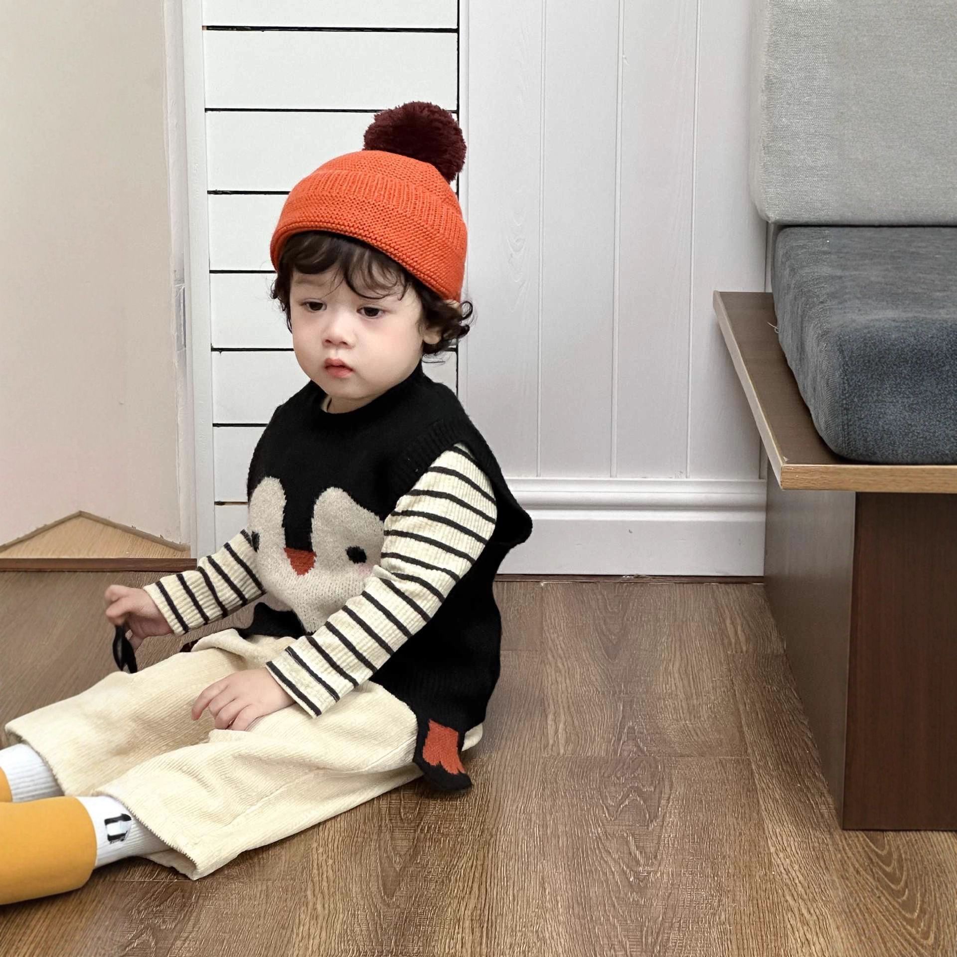 2025儿童春款时髦童装时尚衬衫马甲三件套装只有马甲企鹅马甲