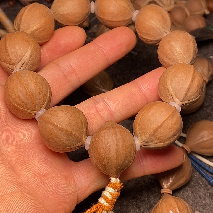 橄榄核手串2.1尺16号