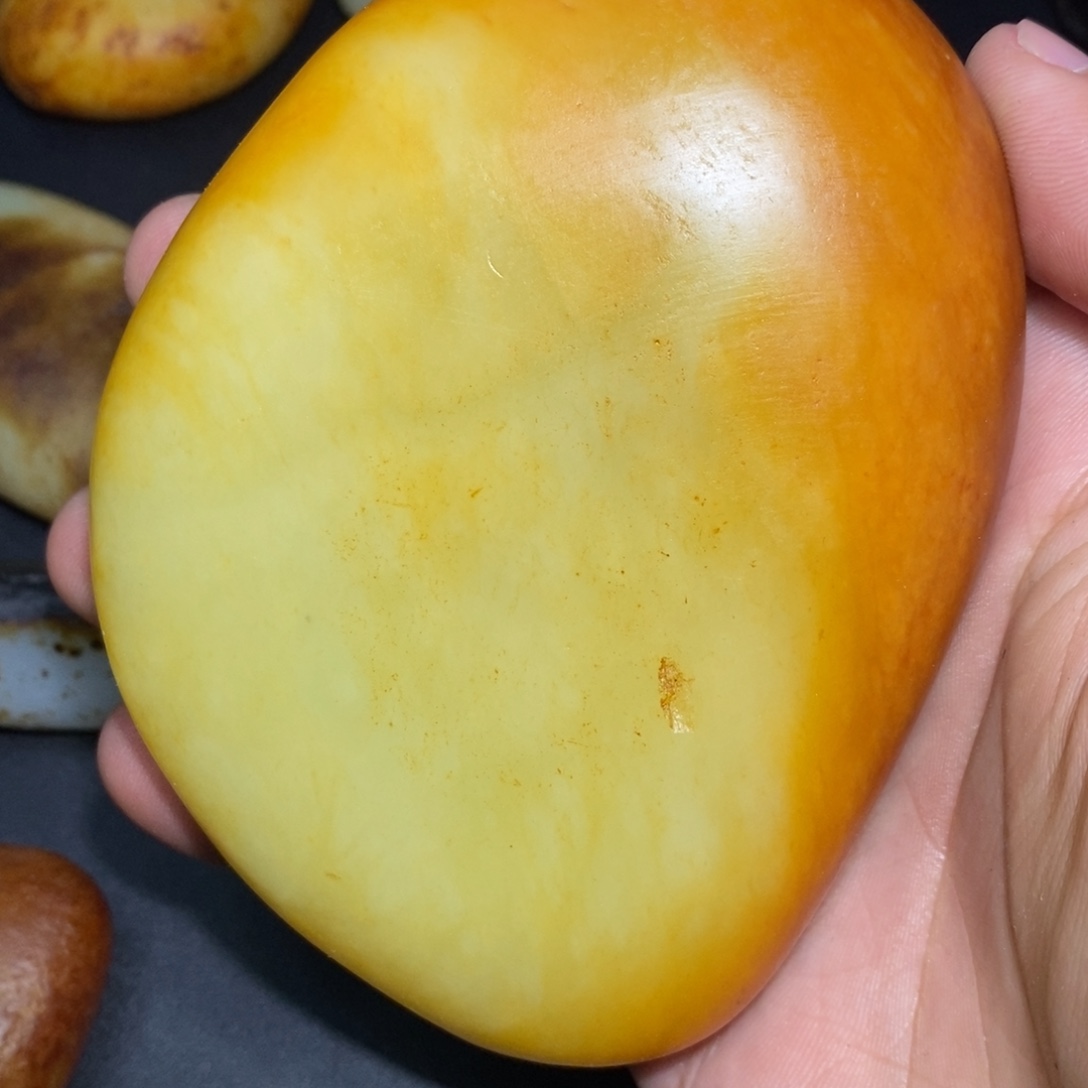 老***啊和田玉未镶嵌珠宝奇石