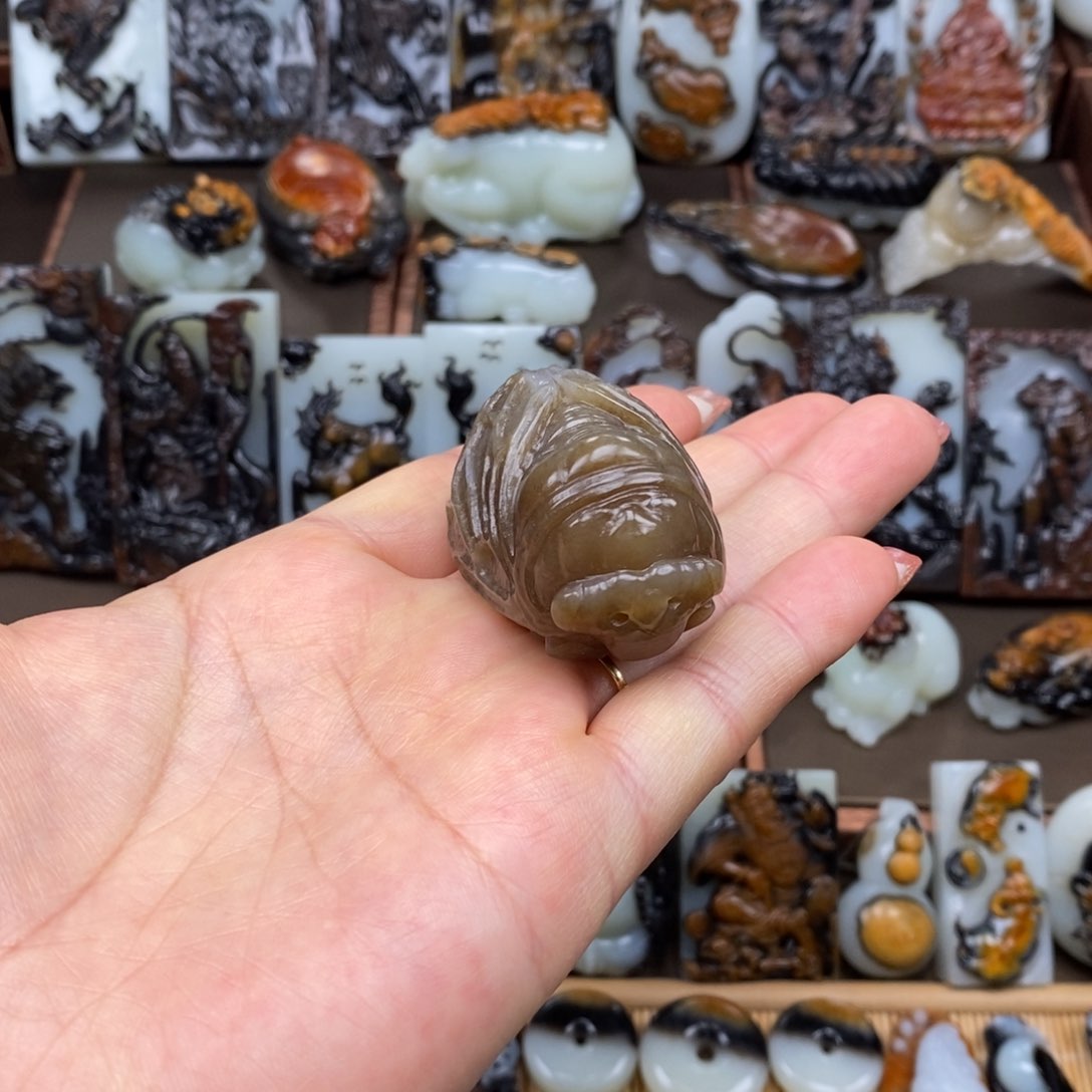 颈饰未镶嵌和田玉