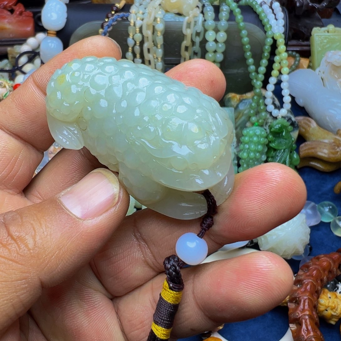 未镶嵌和田玉挂件