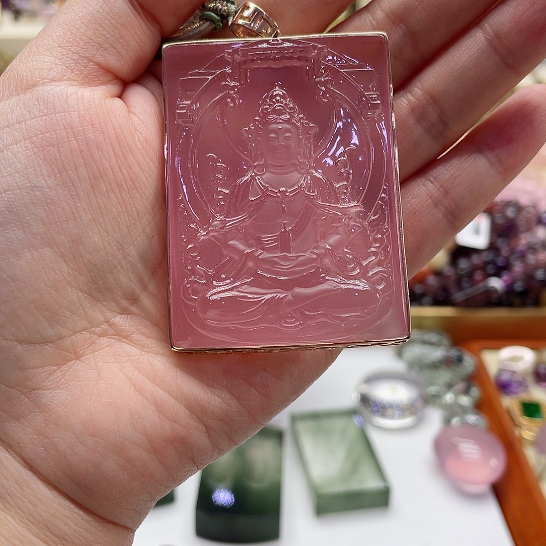 芙蓉石吊坠(赠链)18K金镶嵌哈****唐粉晶