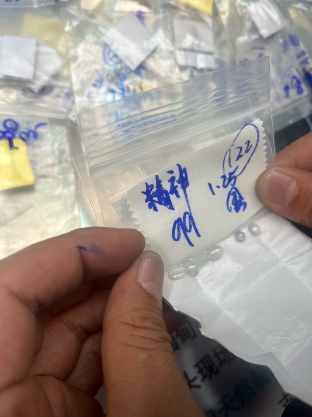 天然缅甸翡翠a货蛋面 未镶嵌