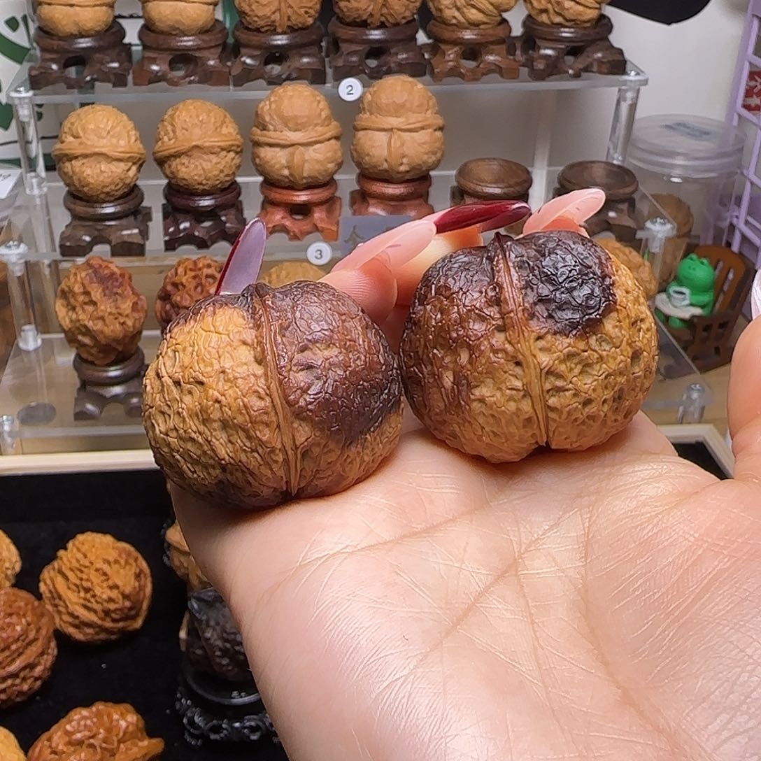 文玩核桃把件8……………39mm