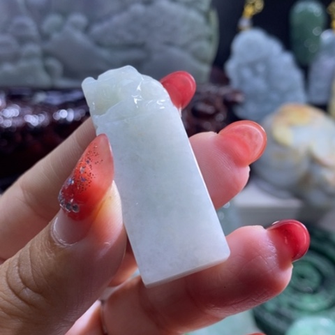 【闪购商品】颈饰未镶嵌翡翠貔貅