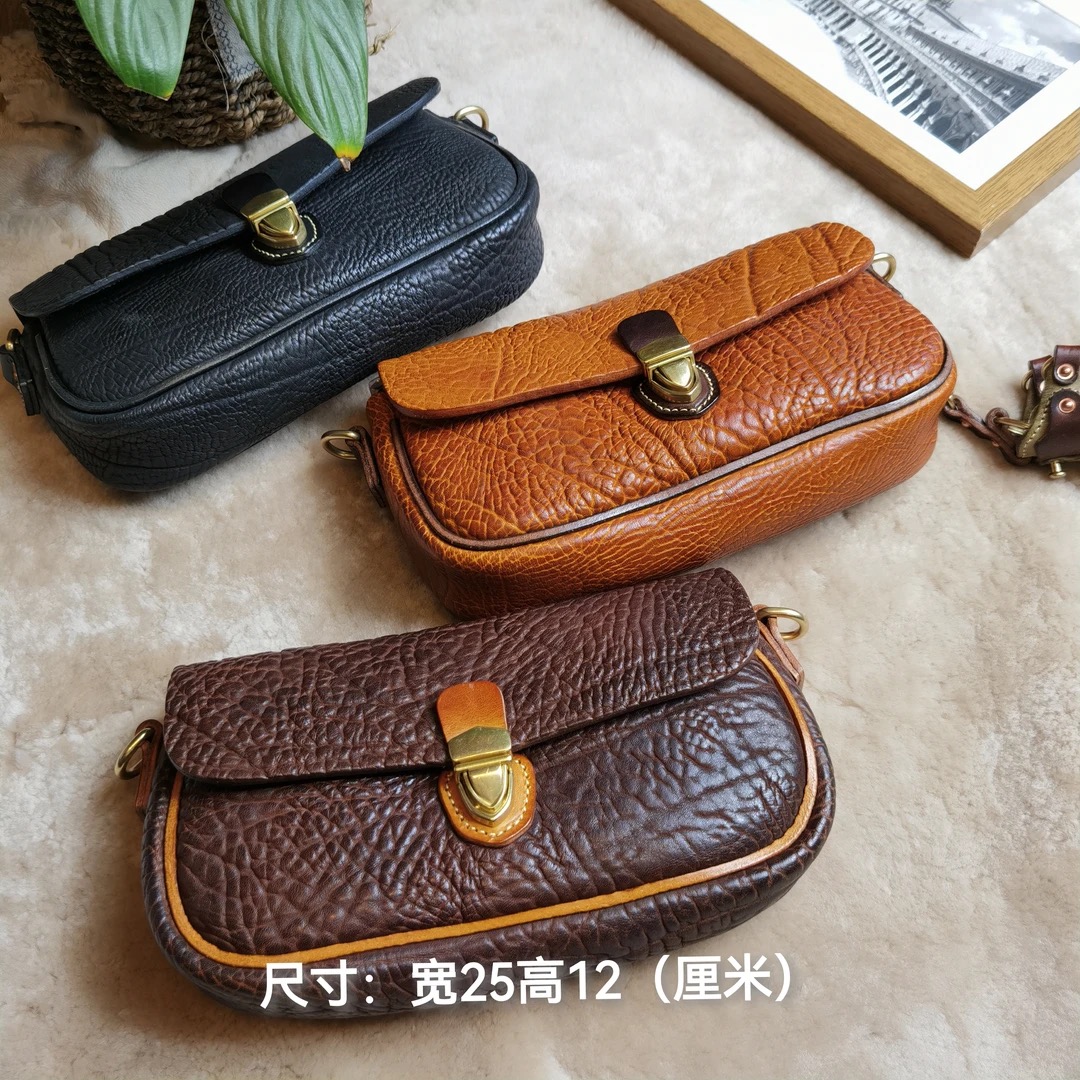 【金古道】新款头层缩纹牛皮铜扣女士斜挎链条百搭款LB765196