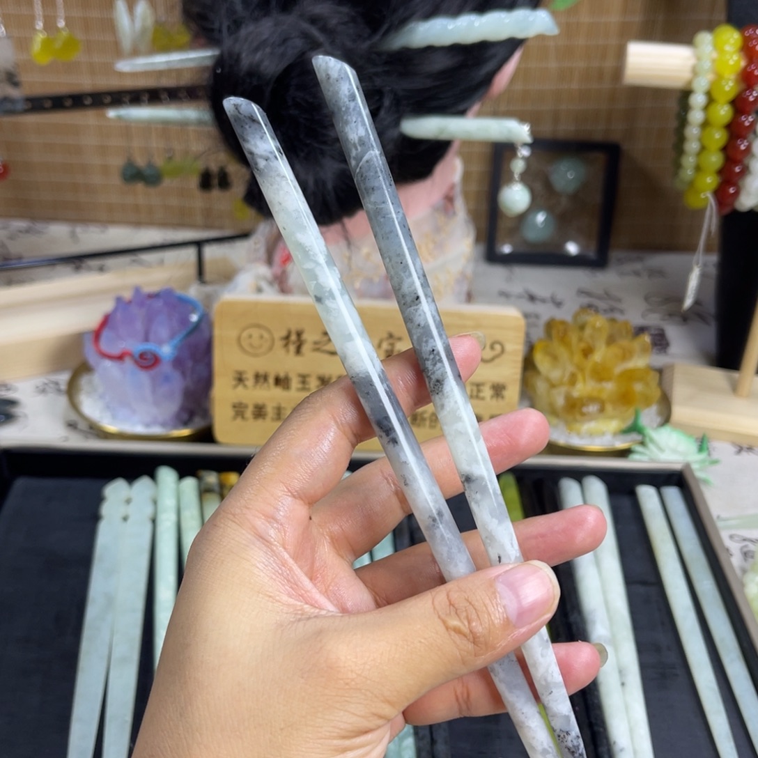 蛇纹石玉未镶嵌发饰