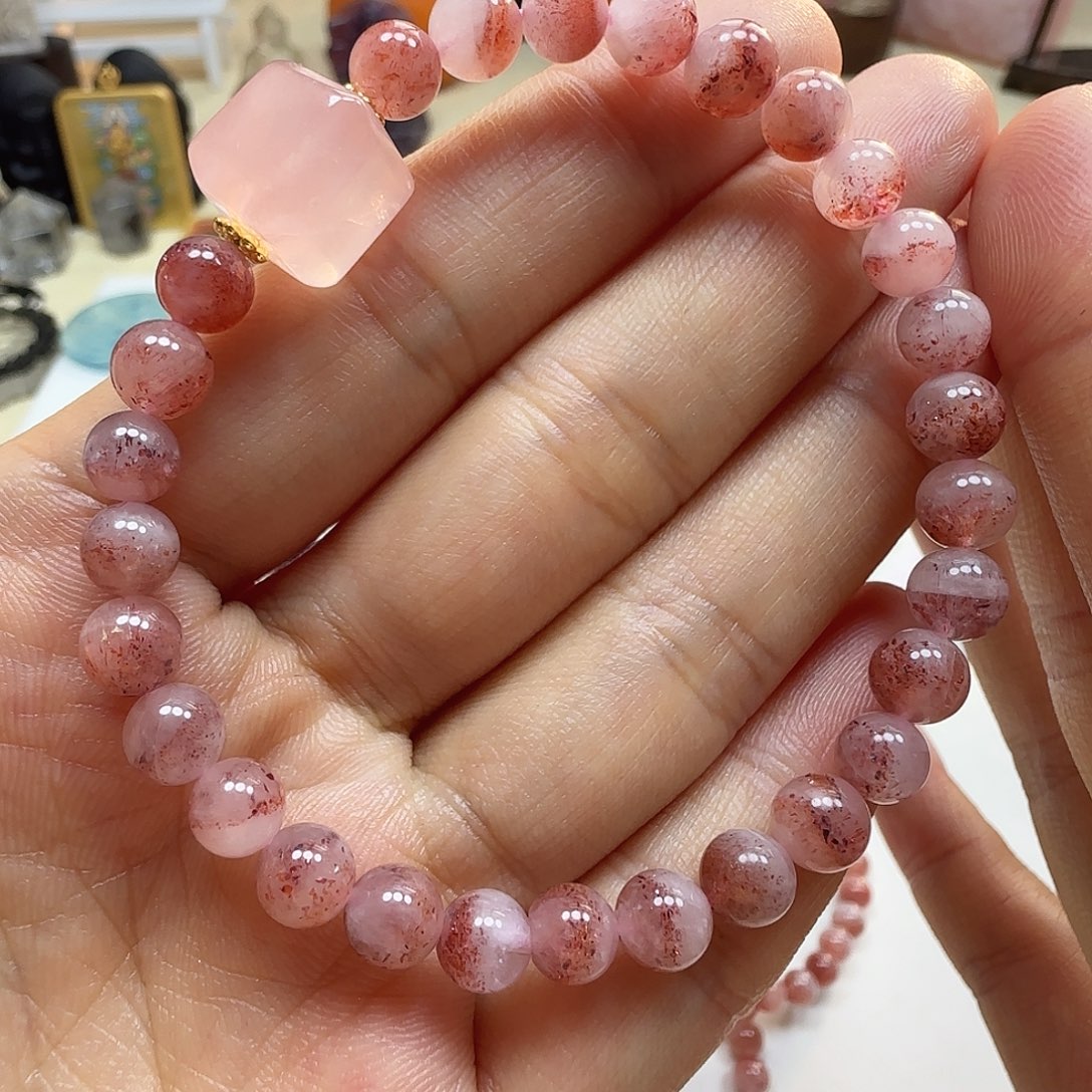 水晶手链未镶嵌金草莓