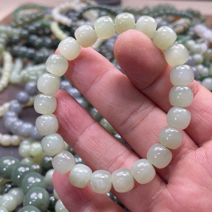 和田玉手链未镶嵌