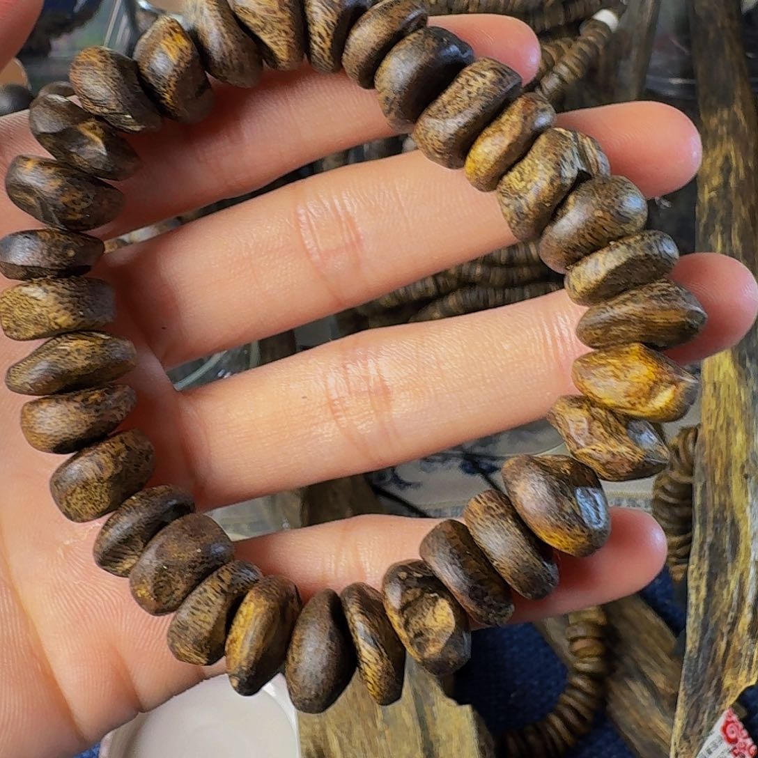 沉香手串牛肉干16.2克