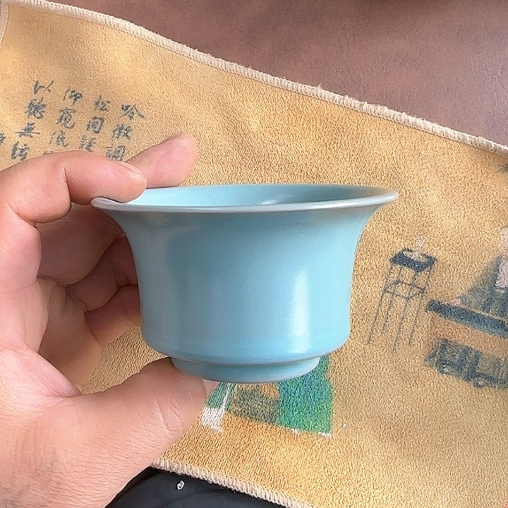 杯子天青釉 马蹄单杯