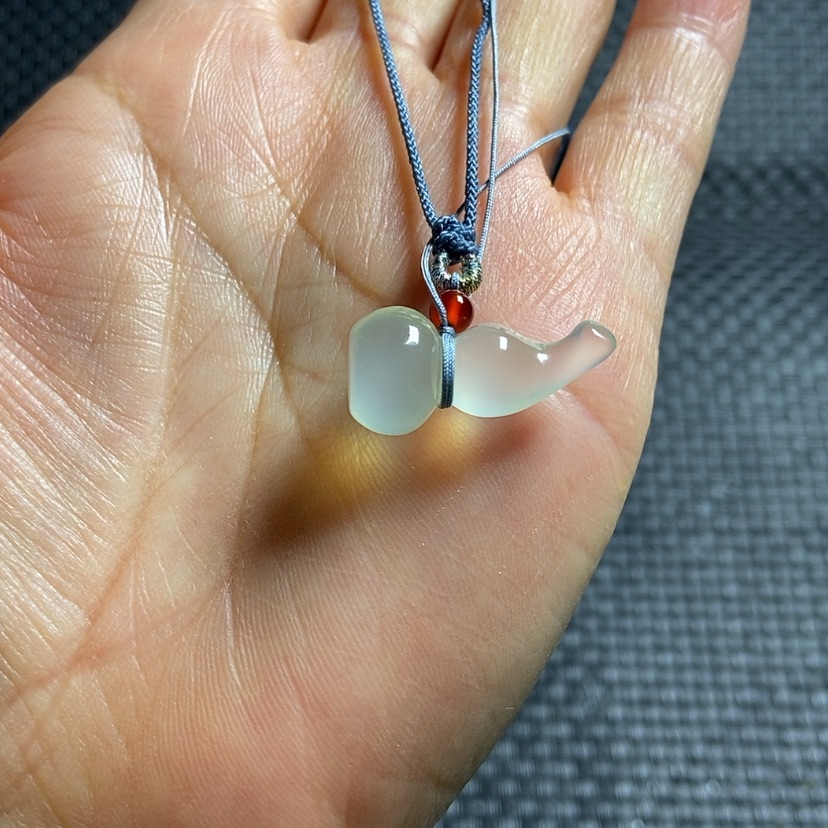 【闪购商品】未镶嵌蛇纹石玉颈饰