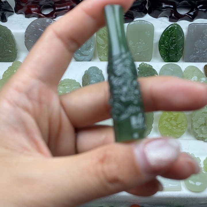 和田玉（糖玉）未镶嵌颈饰37